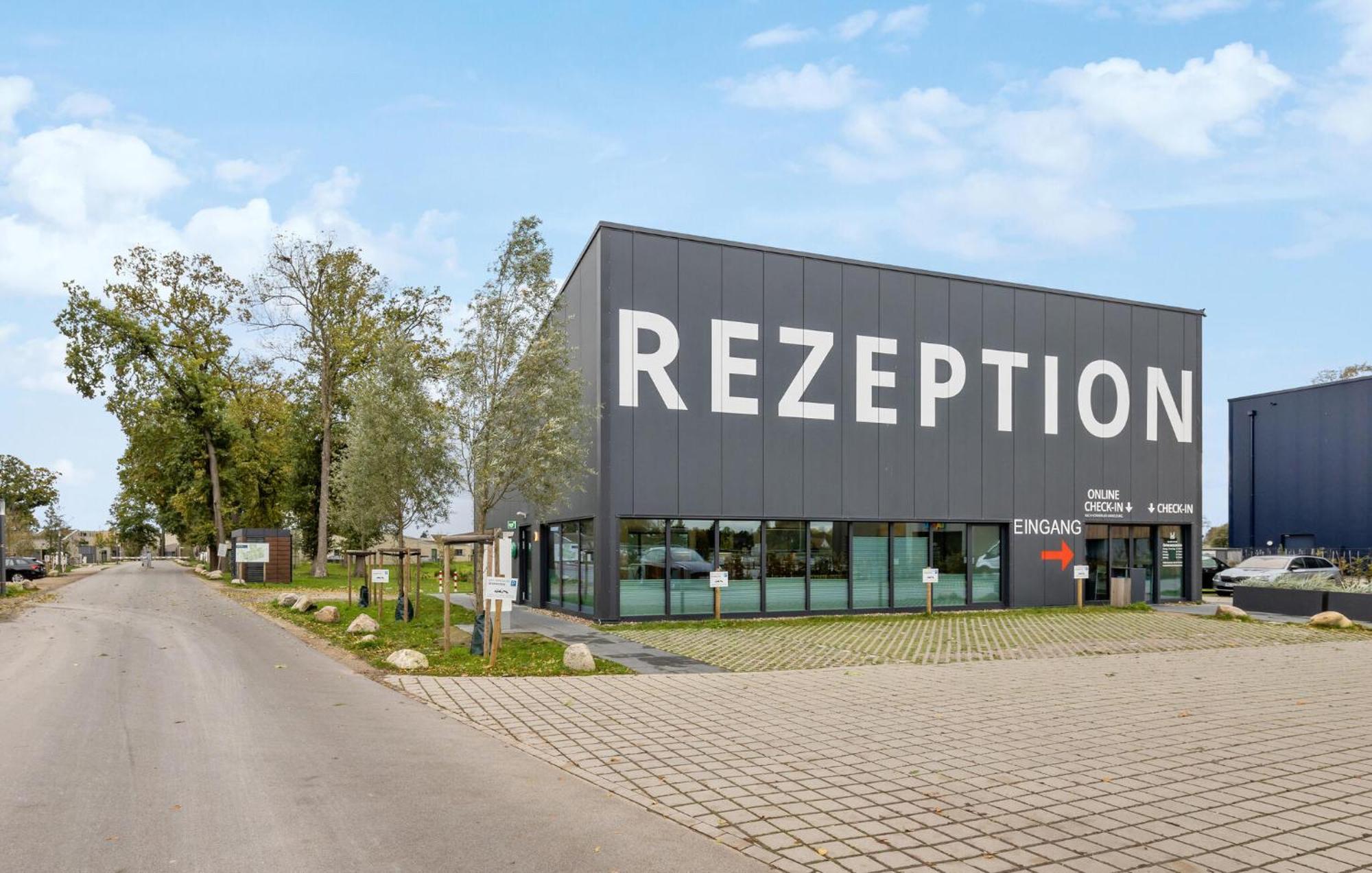Lovely Home In Lembruch-Duemmer See With Wifi Exterior photo